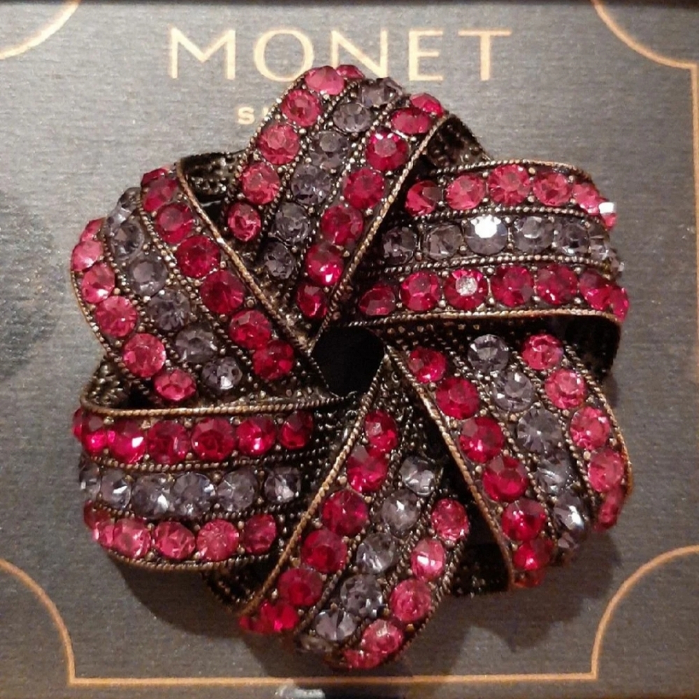 Beautiful pin